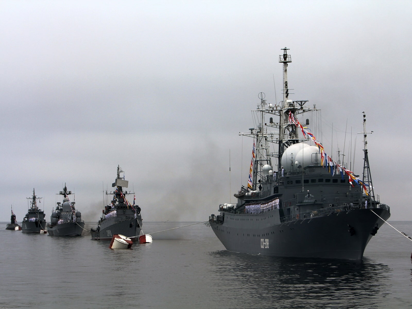 Тихоокеанский флот очистит заповедные острова от металлолома